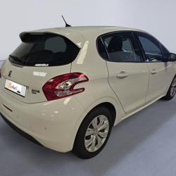 Peugeot 208 Business Cou&euml;ron