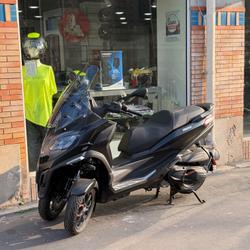 Piaggio MP3  Paris 13e Arrondissement
