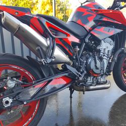 KTM Duke  Tr&eacute;gueux