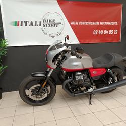 Guzzi V7  Rez&eacute;