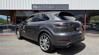 Porsche Cayenne  - photo 1