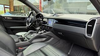 Porsche Cayenne  - photo 4