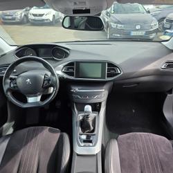Peugeot 308 II Phase 1 F&eacute;line Cou&euml;ron