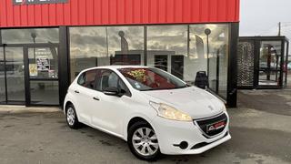 Peugeot 208  - photo 0