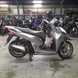 Honda SH occasion - Arles - photo 3/3