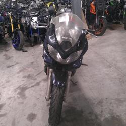 Suzuki GSF  Arles