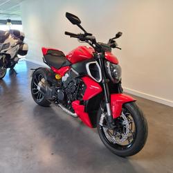 Ducati Diavel  Dury