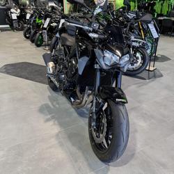 Kawasaki Z  N&icirc;mes