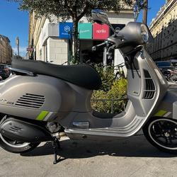 Vespa GTS  Paris 12e Arrondissement