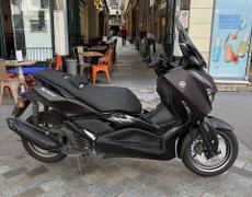 Yamaha X MAX Paris 2e Arrondissement