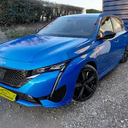 Peugeot 308 III Phase 1 PHEV 225 e-EAT8 GT Pack Br&eacute;hal