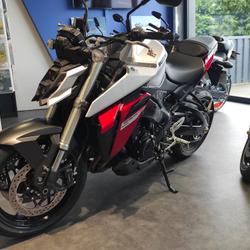 Suzuki GSXS  Tr&eacute;gueux