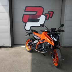 KTM 390 Duke  Vert-Saint-Denis