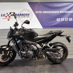 Yamaha MT09  La Roche-sur-Yon