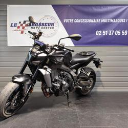 Yamaha MT09  La Roche-sur-Yon