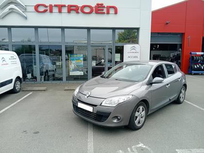 Renault Megane - Extrême 1.5 dCi 85 Eco2 4 portes Berline (janv. 2009) (co2 120) - 7 990 €