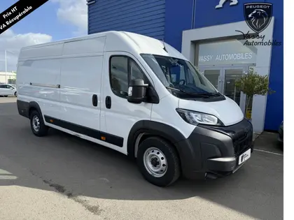 Peugeot Boxer - 2.2 140 CH 3.5T MAXI L4H2 PACK TECHNO PREMIUM - 22 990 €