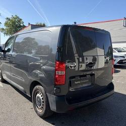 Toyota Proace PROACE MEDIUM 1.5L 120 D-4D BVM6 START 4p Toulouse