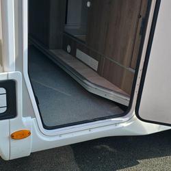 Profile Challenger FORD TRANSIT 2.0 L 170 CV Montreuil-Juign&eacute;