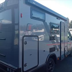 Profile Challenger FORD TRANSIT 2.0 L 165 CV Montreuil-Juign&eacute;