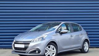 Peugeot 208  - Signature - photo 0