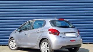 Peugeot 208  - Signature - photo 2