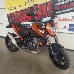 KTM 690 Duke  Saint-Germain-Laprade