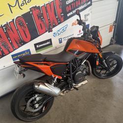 KTM 690 Duke  Saint-Germain-Laprade