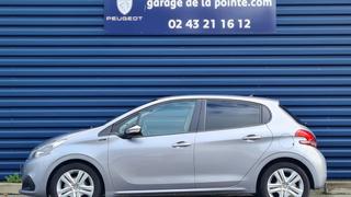 Peugeot 208  - Signature - photo 1