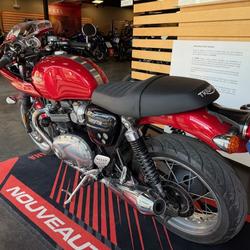 Triumph Thruxton  Royan
