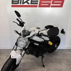 Ducati Monster  Villefranche-sur-Sa&ocirc;ne