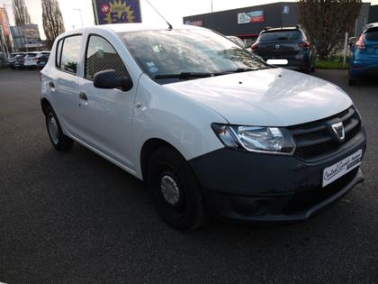 Dacia Sandero - 1.2 16V 75CH - 6 390 €