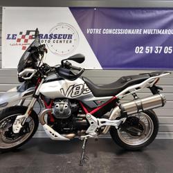 Guzzi V85 TT  La Roche-sur-Yon