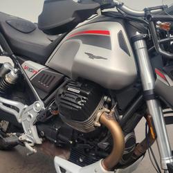 Guzzi V85 TT  Le Mans