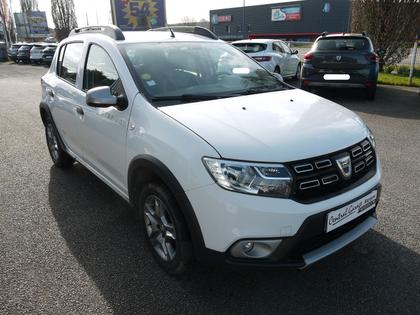 Dacia Sandero - 1.5 BLUE DCI 95CH TECHROAD - 10 990 €