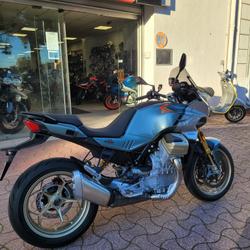 Guzzi V10  Fr&eacute;jus