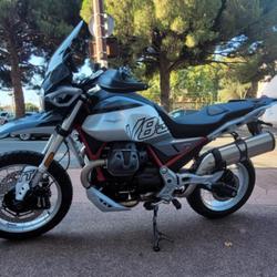 Guzzi V85 TT  Fr&eacute;jus