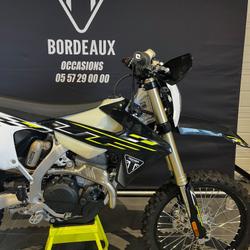 Triumph autres  M&eacute;rignac