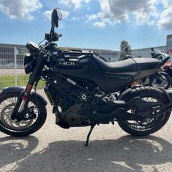 Husqvarna Svartpilen  Chen&ocirc;ve