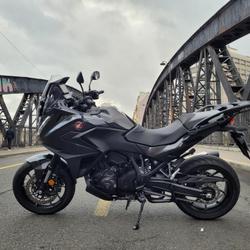 Honda NT  Paris 10e Arrondissement