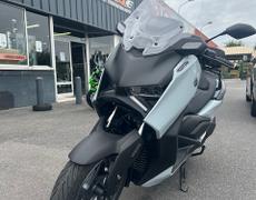 Yamaha X MAX