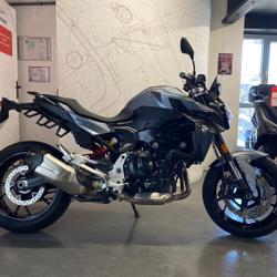 BMW F 900 RS  Paris 10e Arrondissement