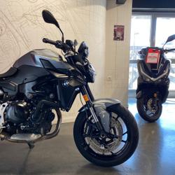 BMW F 900 RS  Paris 10e Arrondissement