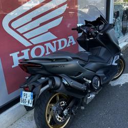 Yamaha X MAX  N&icirc;mes