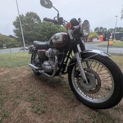 Kawasaki W 800  Anglet