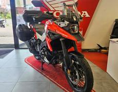 Suzuki VS Étupes