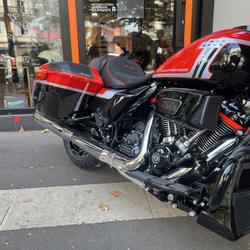Harley Davidson Street Glide  Paris 11e Arrondissement