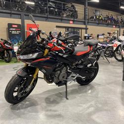 Aprilia Tuono  Pontivy