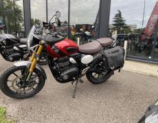 Triumph Scrambler Dury