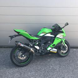Kawasaki ZX  Saint-Martin-d'H&egrave;res